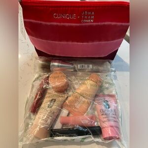 CLINIQUE Jonathan Cohen Beauty Gift Set -Brand New